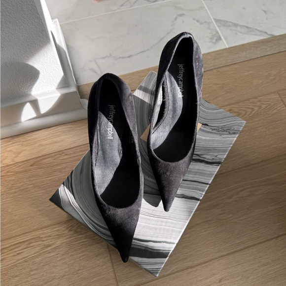 Jeffrey Campbell Black Pointed Heels - Picture 3 of 7